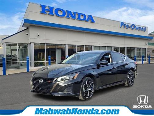 2025 Nissan Altima SR FWD