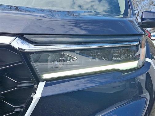 2025 Honda Pilot Touring 8-Passenger
