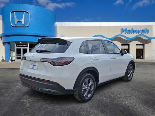 2026 Honda HR-V LX