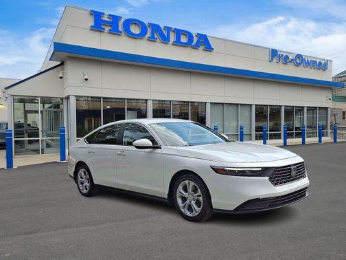 Platinum White Pearl 2024 Honda Accord LX 1.5T