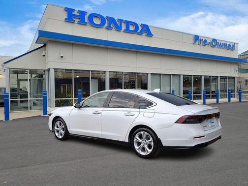 Platinum White Pearl 2024 Honda Accord LX 1.5T
