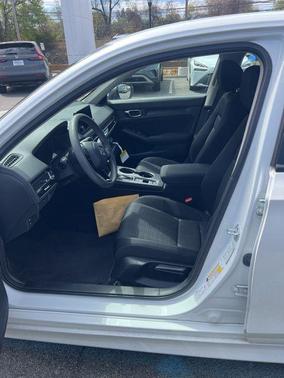 Platinum White 2022 Honda Civic LX