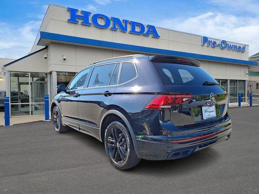 2022 Volkswagen Tiguan 2.0T SE R-Line Black 4MOTION