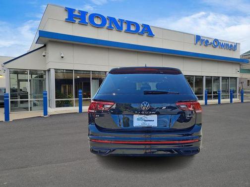 2022 Volkswagen Tiguan 2.0T SE R-Line Black 4MOTION