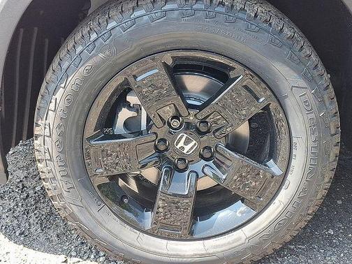 Platinum White Pearl 2026 Honda Ridgeline Black