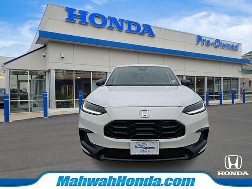 Platinum White Pearl 2023 Honda HR-V 2WD Sport