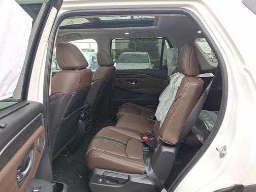 2026 Honda Pilot Touring 8-Passenger