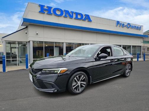 Crystal Black Pearl 2022 Honda Civic LX