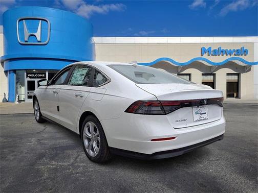 2025 Honda Accord LX 1.5T