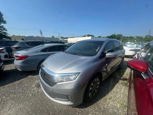Lunar Silver Metallic 2024 Honda Odyssey EX-L