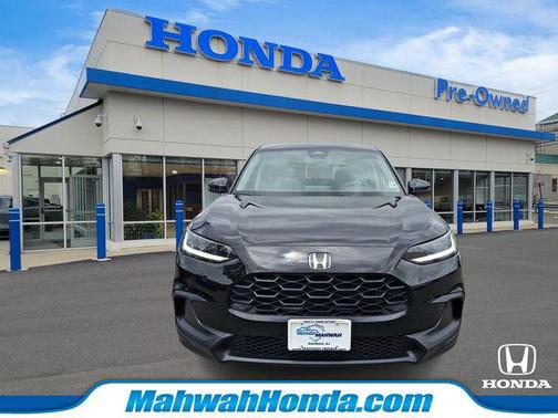 Crystal Black Pearl 2024 Honda HR-V LX