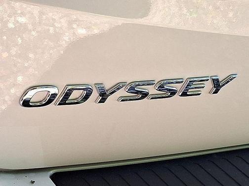 Platinum White Pearl 2026 Honda Odyssey EX-L