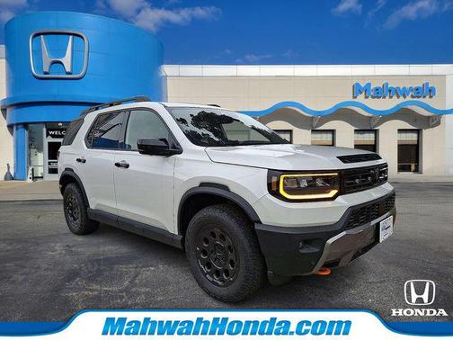 Platinum White Pearl 2026 Honda Passport AWD TrailSport Elite Blackout