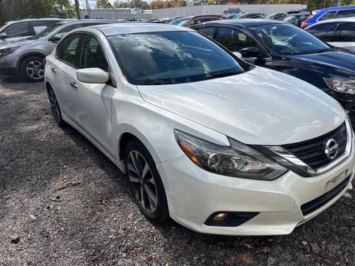 2016 Nissan Altima 2.5 SR