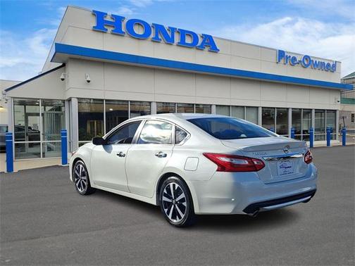 2016 Nissan Altima 2.5 SR