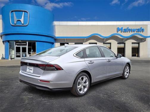 2025 Honda Accord LX 1.5T