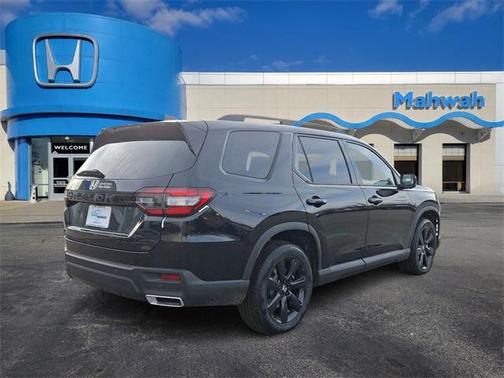 2025 Honda Pilot AWD Black Edition