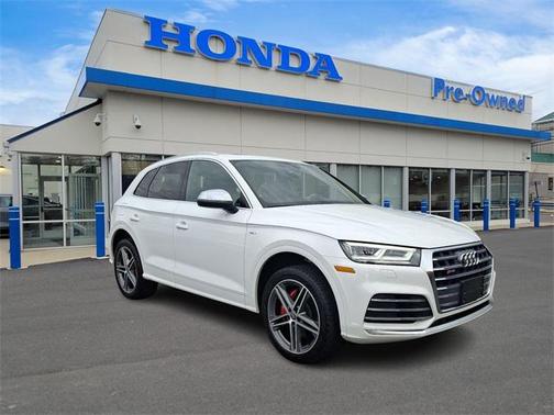 2018 Audi SQ5 3.0T Premium Plus