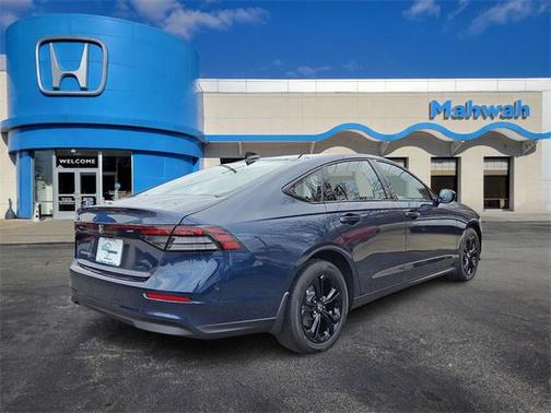 2025 Honda Accord Sport SE 1.5T