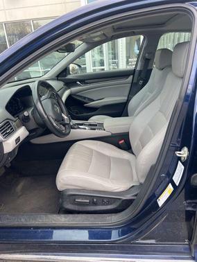 Obsidian Blue Pearl 2019 Honda Accord EX-L