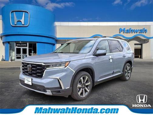 2025 Honda Pilot Touring 8-Passenger