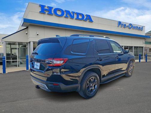 2025 Honda Pilot TrailSport