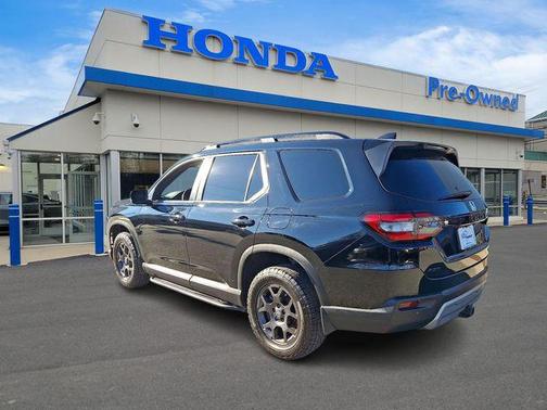 2025 Honda Pilot TrailSport