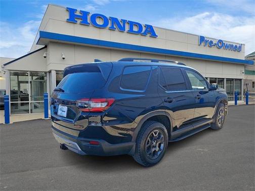 2025 Honda Pilot TrailSport