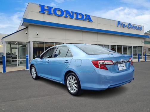 2013 Toyota Camry Hybrid LE