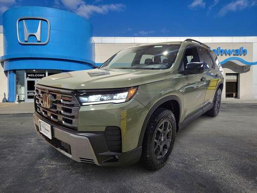 Ash 2026 Honda Pilot TrailSport