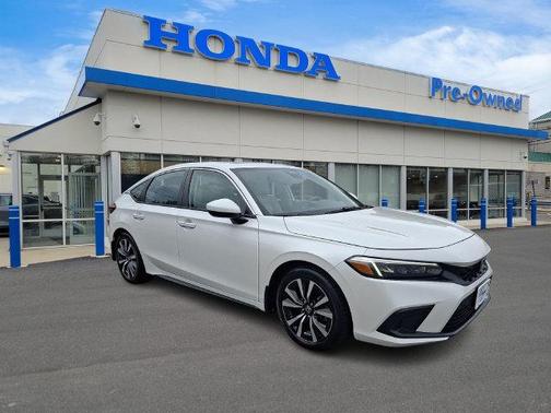 Platinum White 2024 Honda Civic EX-L