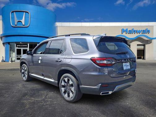 Modern Steel Metallic 2026 Honda Pilot Elite