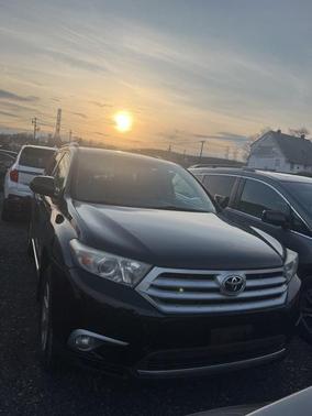 2011 Toyota Highlander SE