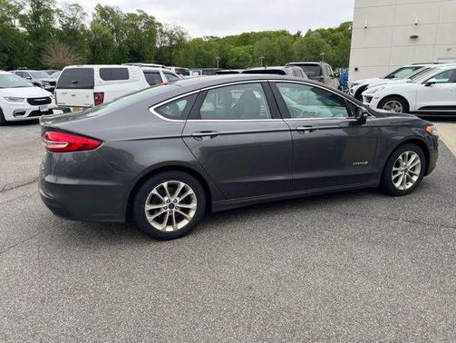 Magnetic 2019 Ford Fusion Hybrid SEL