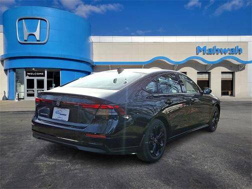 2025 Honda Accord Sport SE 1.5T