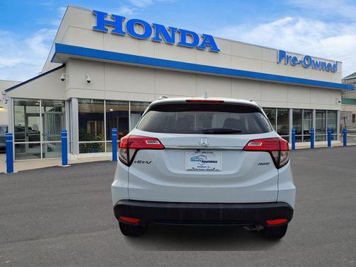 Platinum White Pearl 2022 Honda HR-V EX