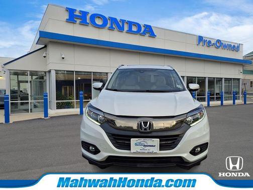Platinum White Pearl 2022 Honda HR-V EX