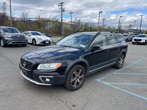 Black Sapphire Metallic 2015 Volvo XC70 T6 Premier Plus