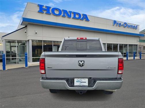 2023 RAM 1500 Classic SLT