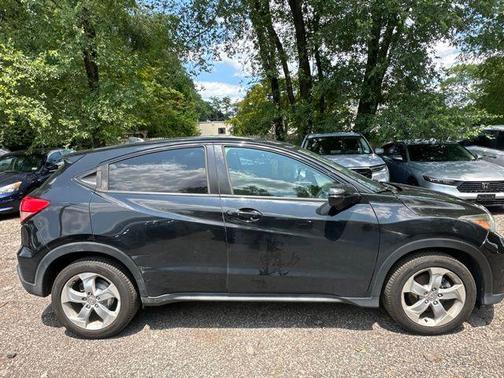 Crystal Black Pearl 2016 Honda HR-V EX