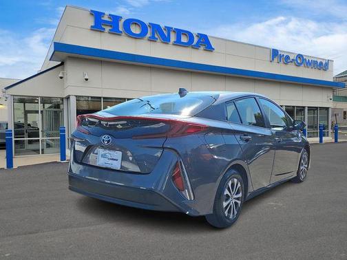 2022 Toyota Prius Prime LE