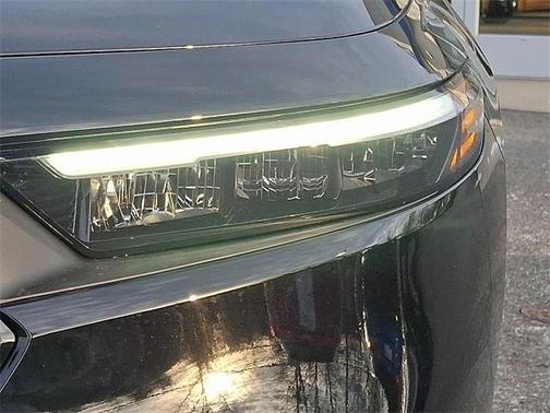 2025 Honda Accord LX 1.5T