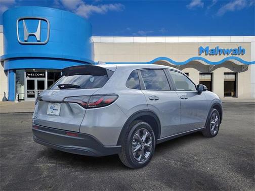 2026 Honda HR-V LX