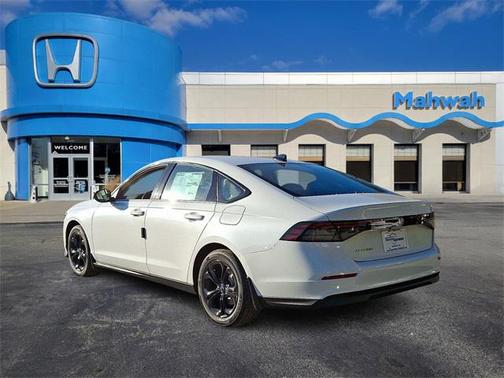 2025 Honda Accord Sport SE 1.5T