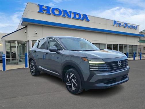 2025 Nissan Kicks SV