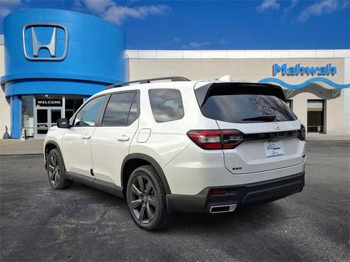 2025 Honda Pilot Sport