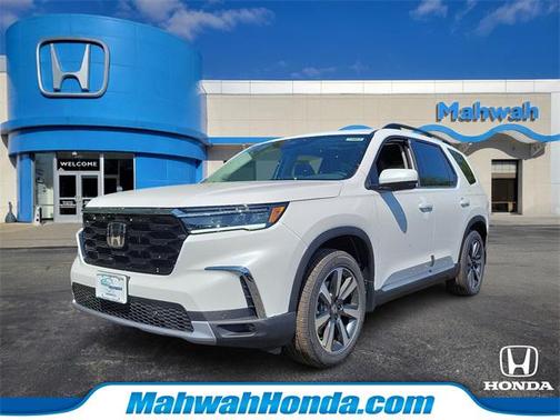 2025 Honda Pilot Touring 8-Passenger
