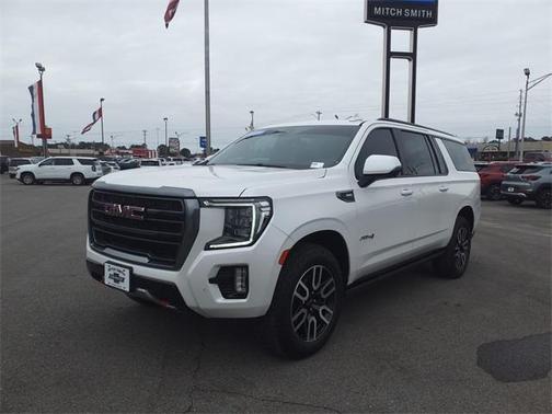 2022 GMC Yukon XL AT4