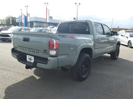 2022 Toyota Tacoma TRD Sport