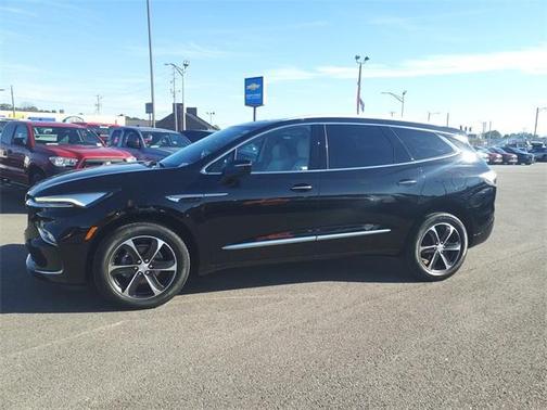 2022 Buick Enclave Essence